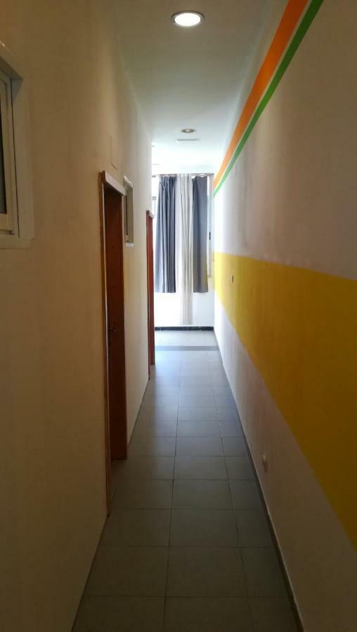 Albergue Internacional De Teruel City Backpackers ภายนอก รูปภาพ